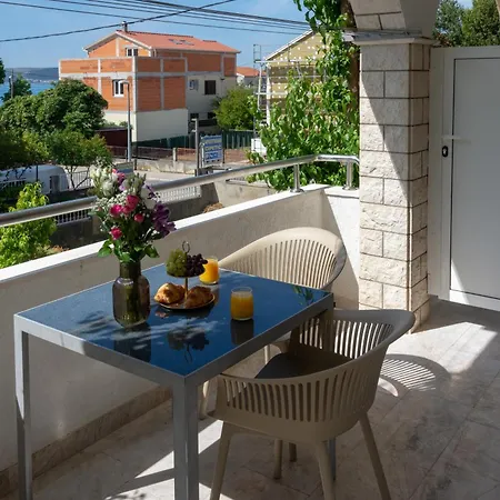 Dino Apartamento *